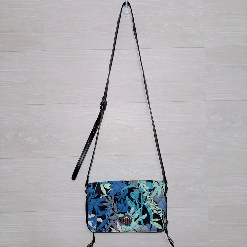 Vera Bradley Camoflora Small Crossbody Purse - Picture 2 of 9